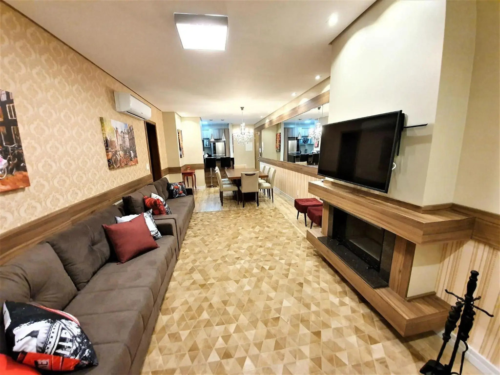 Apto De Luxo A 250Mts Rua Coberta, 2 Suites, Mobiliado E Equipado (205)