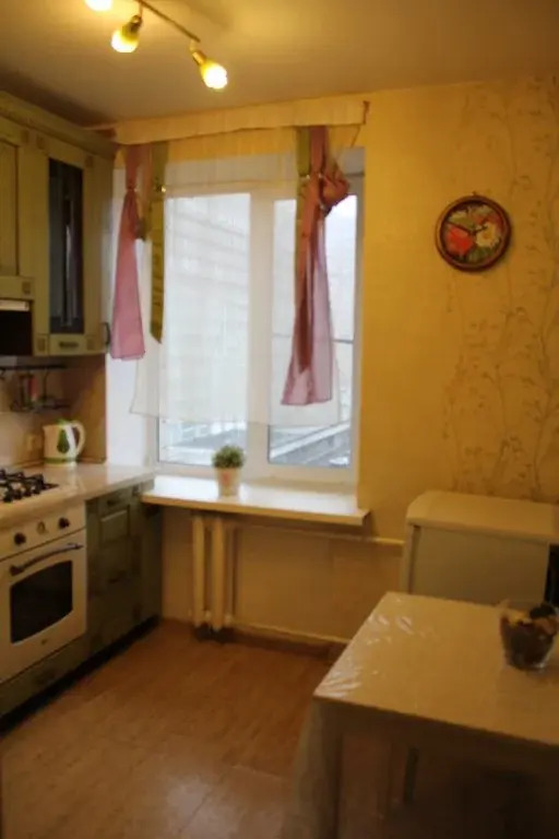 Kvartira Metro Profsoyuznaya Apartments
