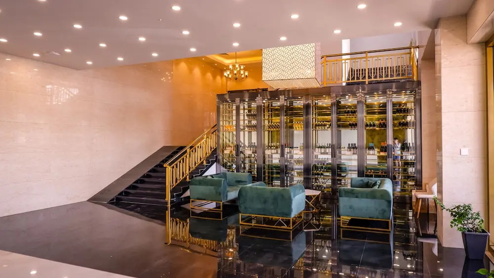 Meijia Orchid Hotel