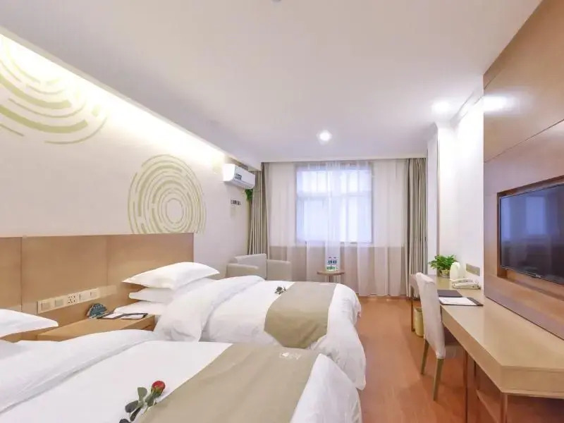 GreenTree Inn Henan Kaifeng Jinming District Jinming Square Little Song City Business Hotel