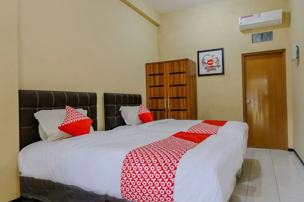 Uniga Malang Family Residence by OYO Rooms