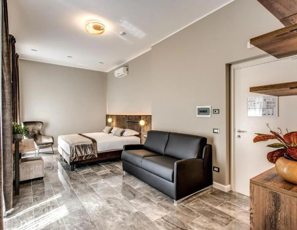 Apollo Boutique Hotel