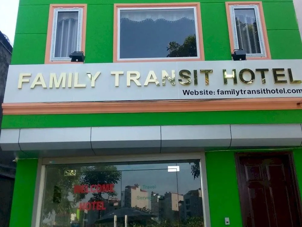 Family Transit Apartment