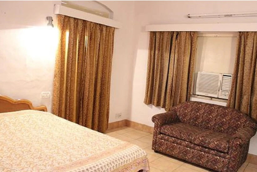 Lakshmi Guest House