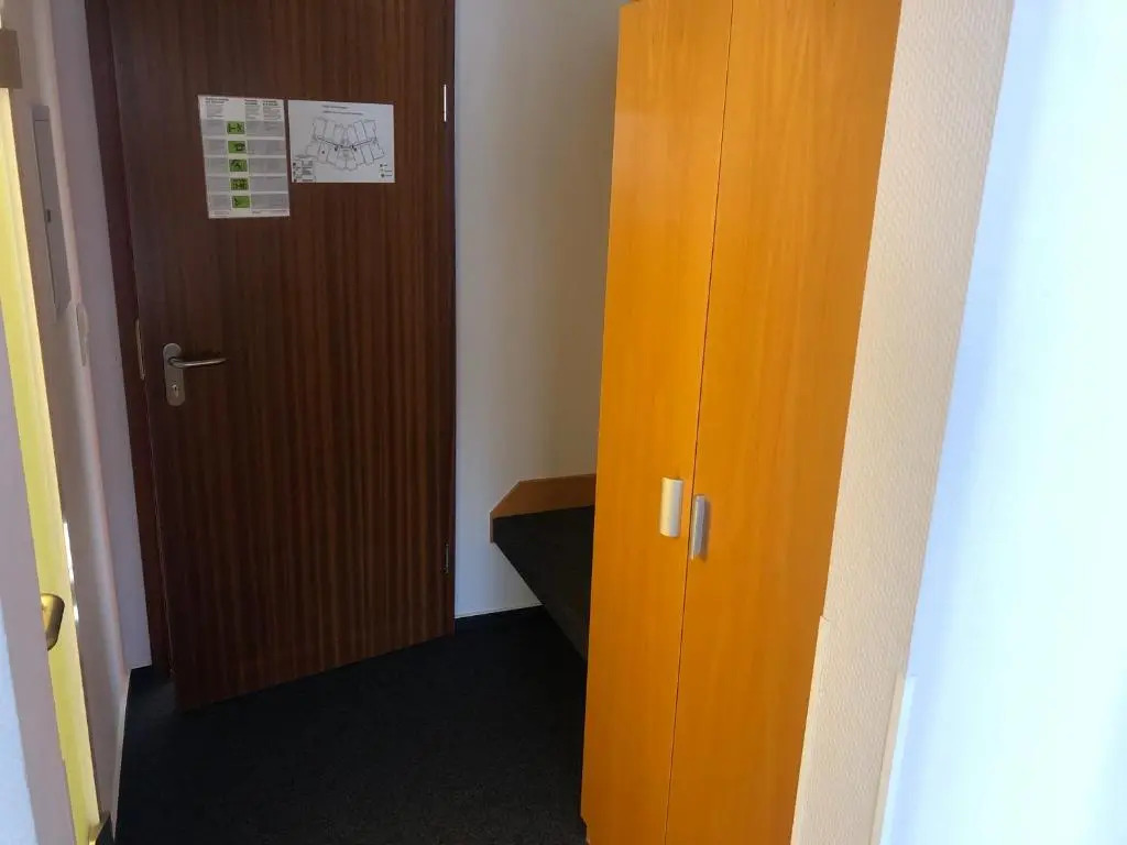 Apartment 31