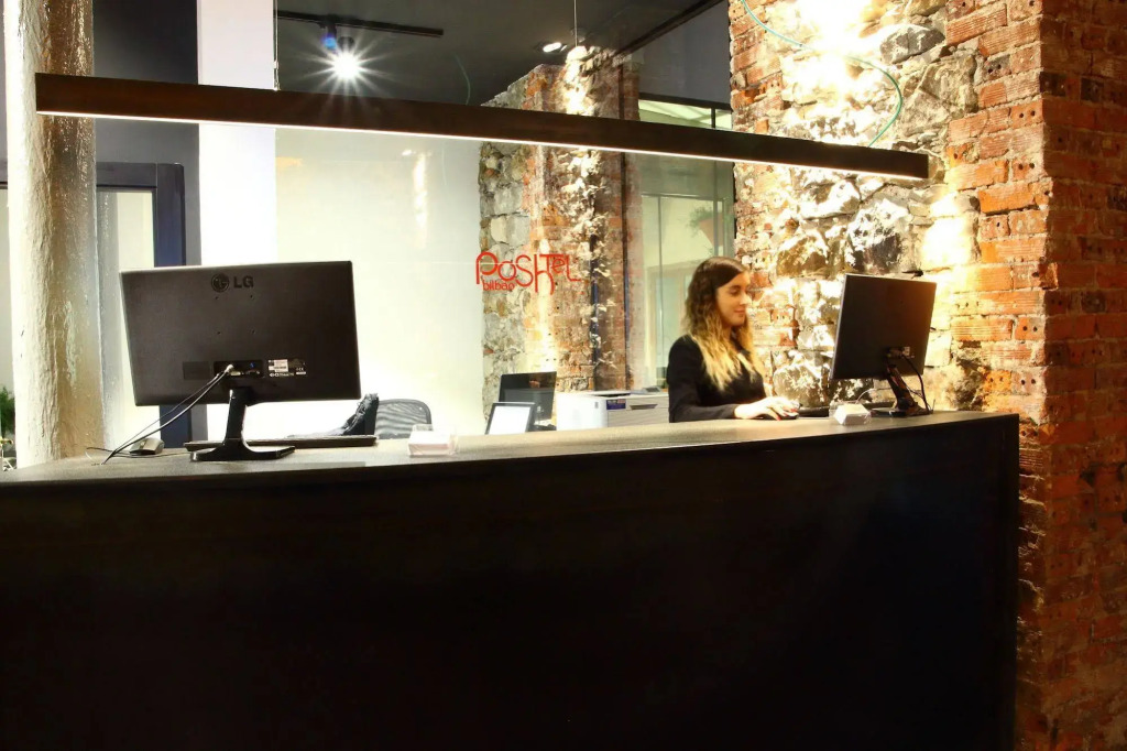 Poshtel Bilbao - Premium Hostel