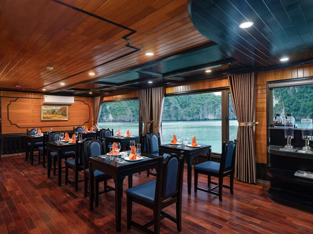 La Pandora Boutique Cruises