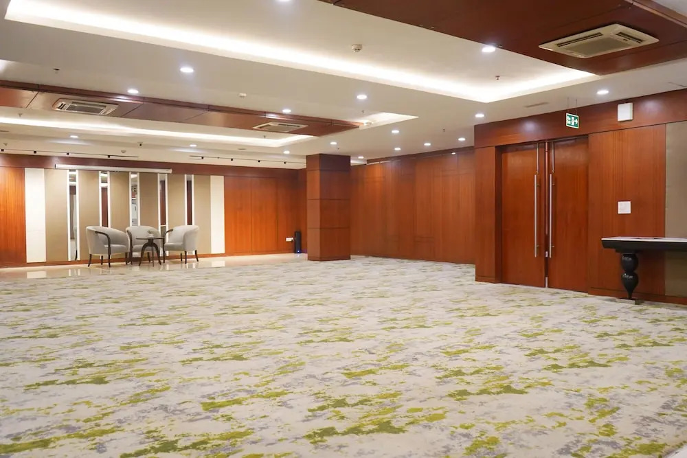 Central Blue Stone, Gurgaon
