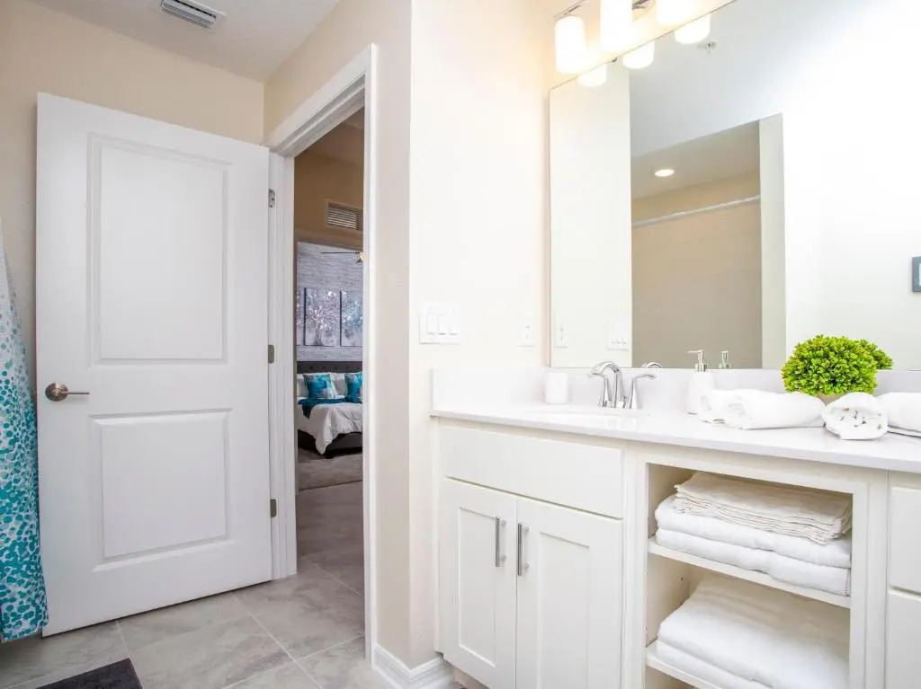 Marvelous 2 Bd Apt Close to Disney at Storey Lake 106