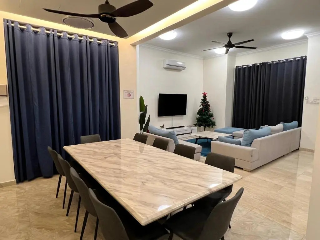 Paradise Hideout - Bungalow at Ara Damansara PJ Fully Equipped