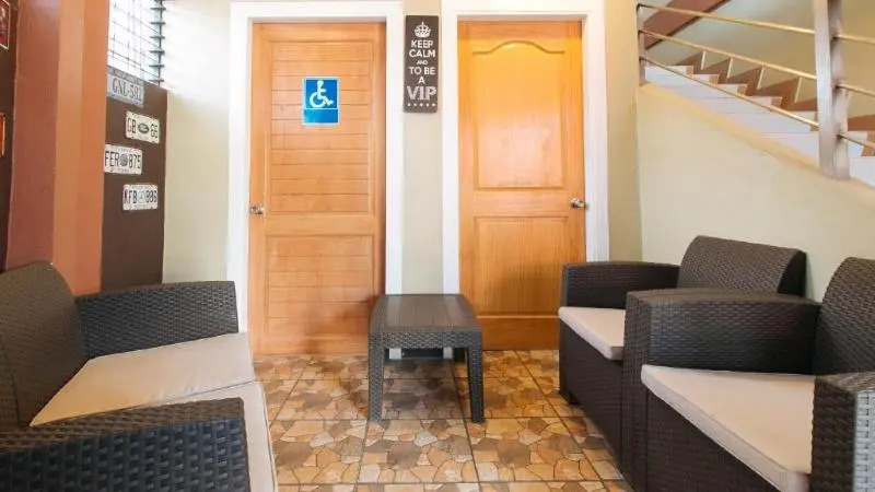 RedDoorz Plus near Lapasan Plaza Cagayan de Oro
