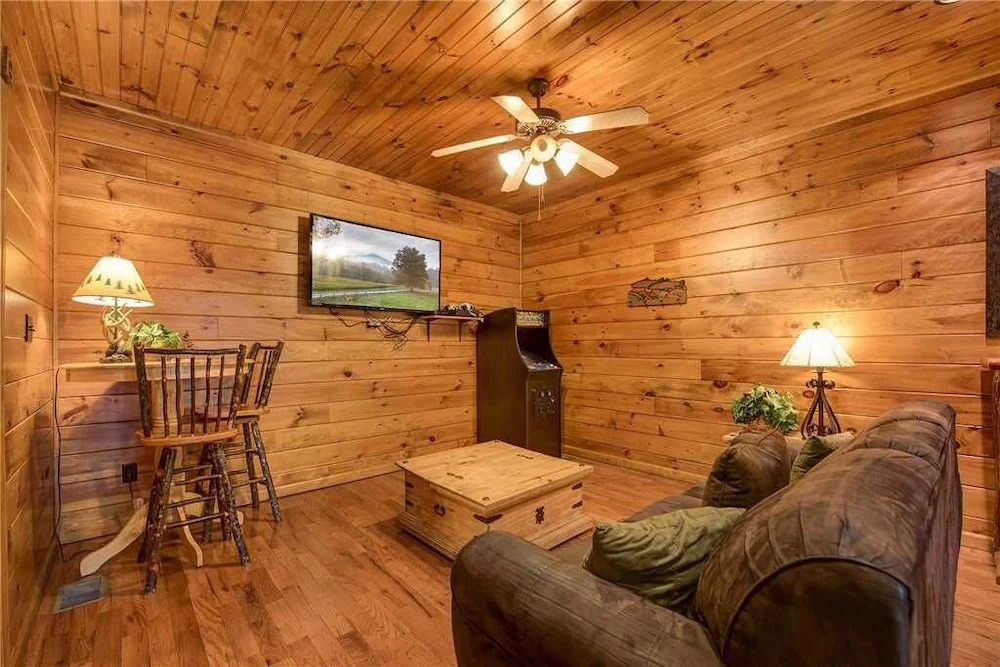 The Great Outdoors - Two Bedroom Cabin