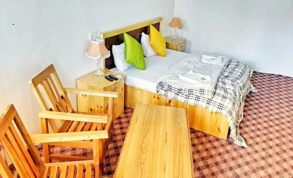 Shorkhan Guest House
