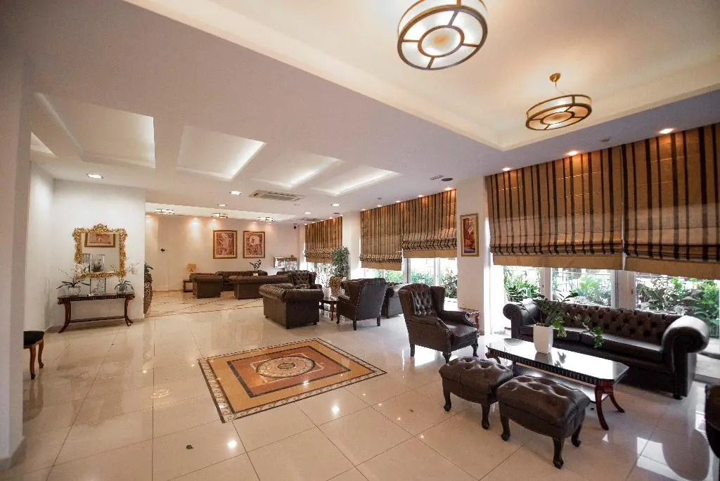 Peridis Family Resort