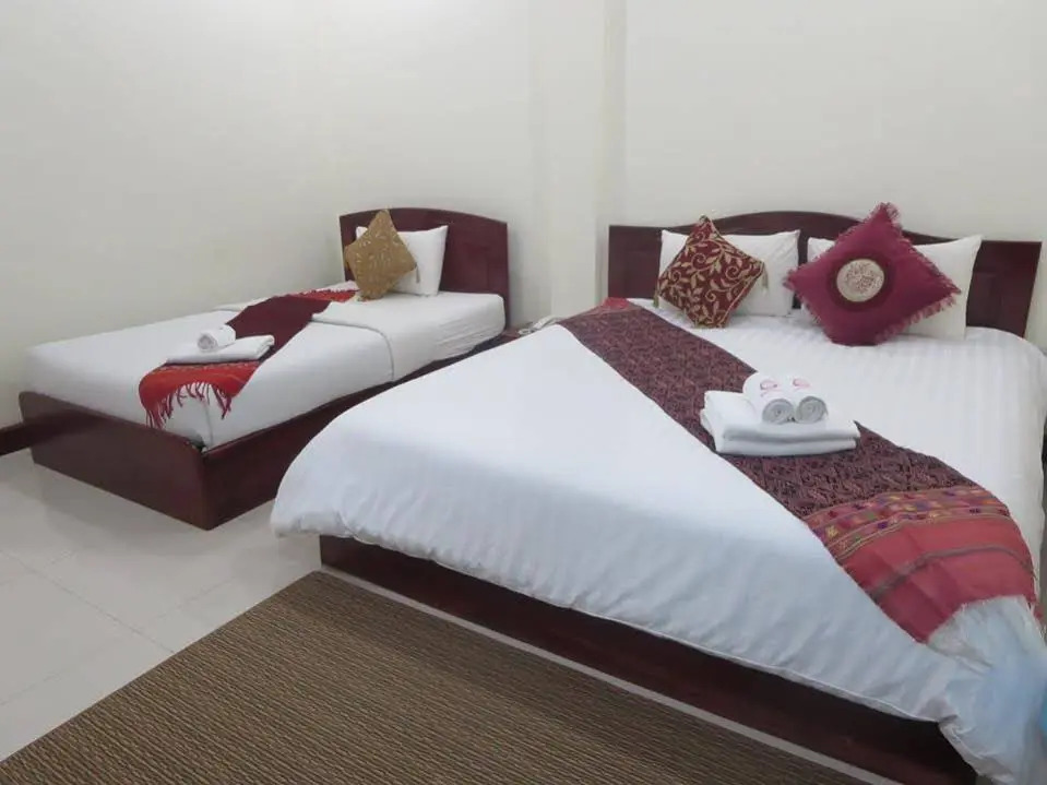 Lattana Phet Amone Chai Hotel