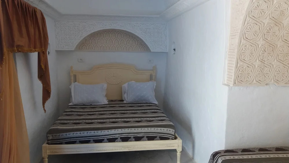 Hôtel Bou Fares