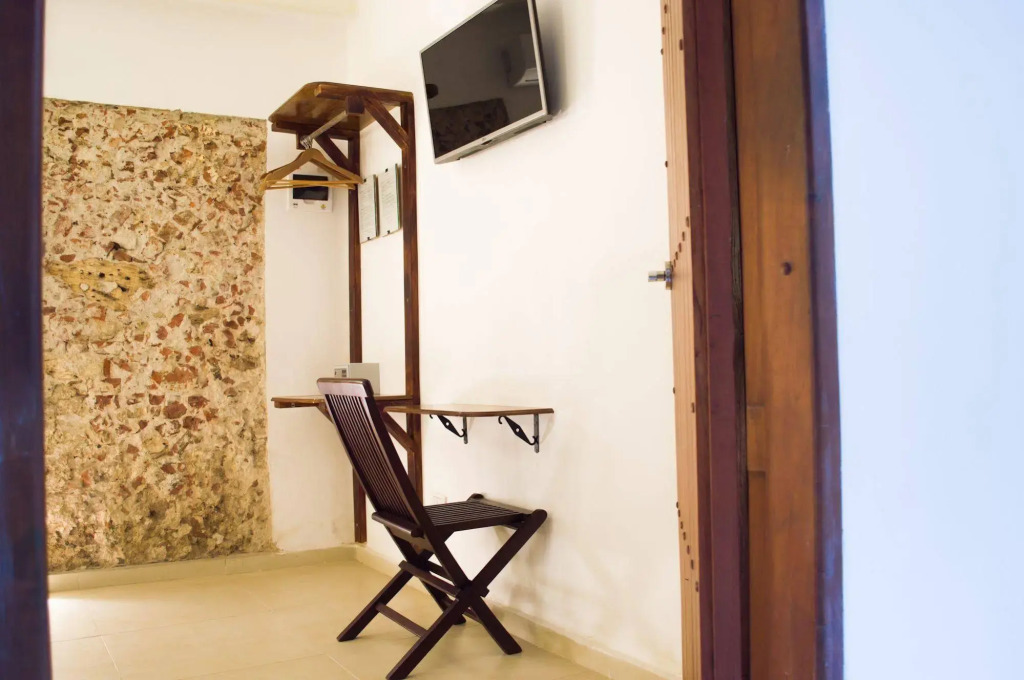 Casa Ebano 967