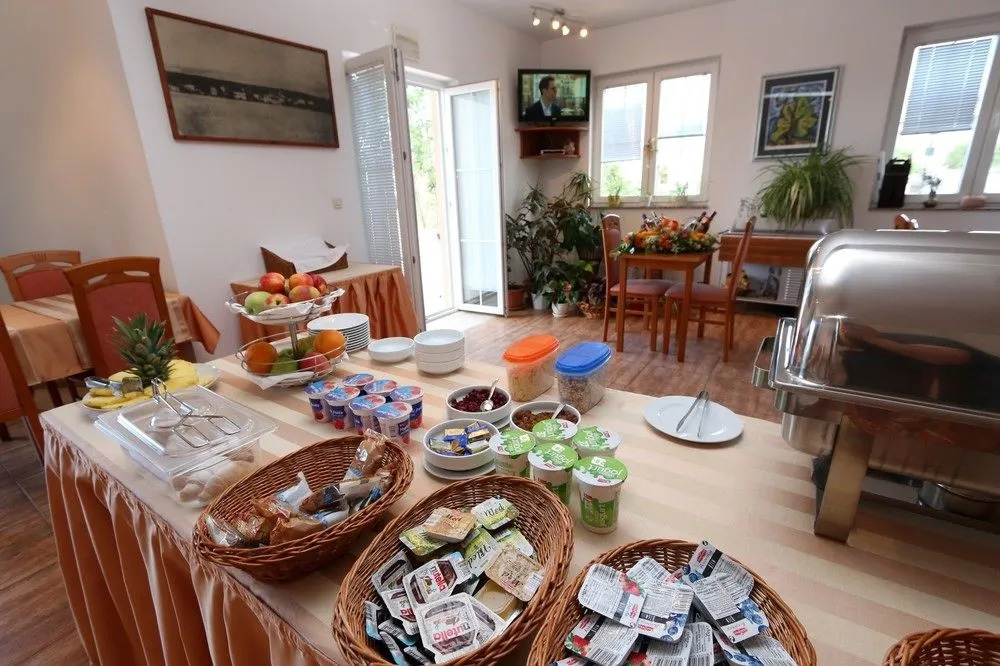 Bed & Breakfast Jugo