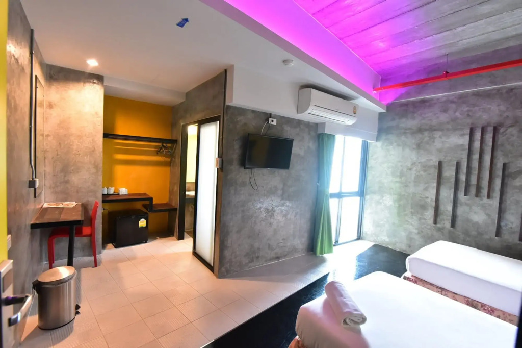 PS Extra Hotel