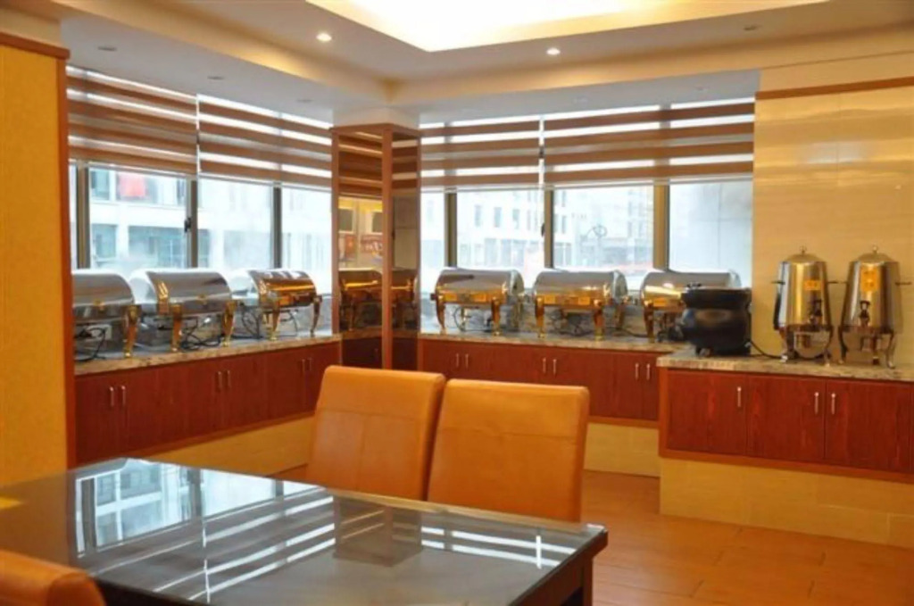 Yiwu Ruifeng Hotel