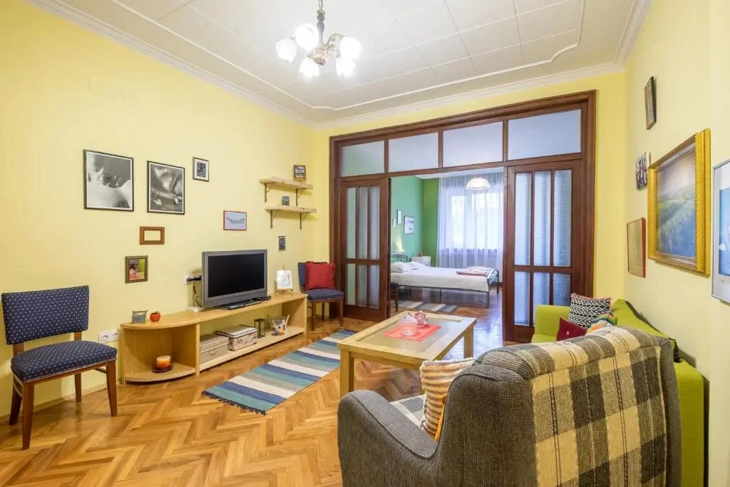 PhotoHome - Aristocratic Center of Sofia