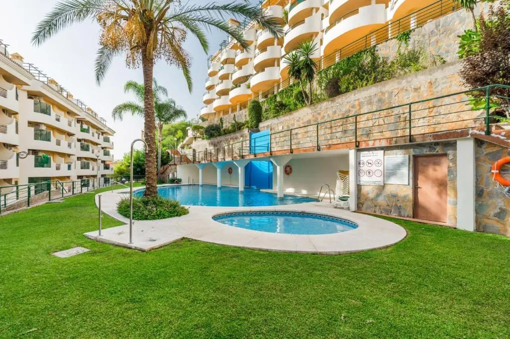 SAM2- 2 bedroom apartment close to Puerto Banus