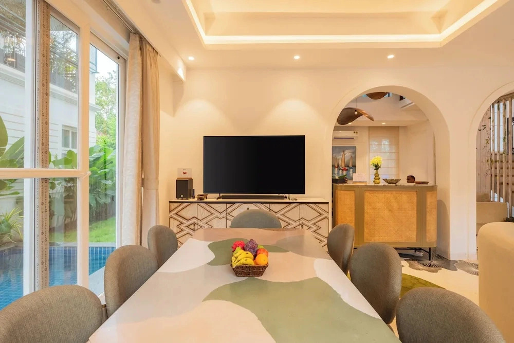 ELIVAAS Purple Coral Luxe 5-BHK Villa