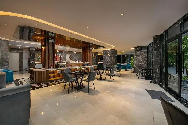 Ping Diamond Hotel Hanoi