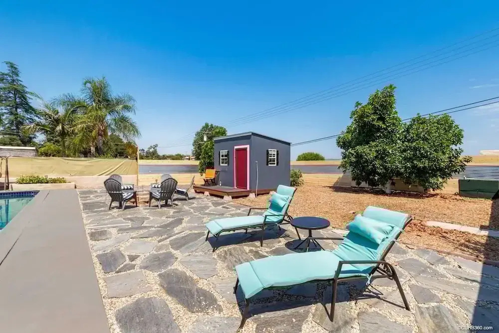So Cal Charmer Oversized Heated Pool Hot Tub
