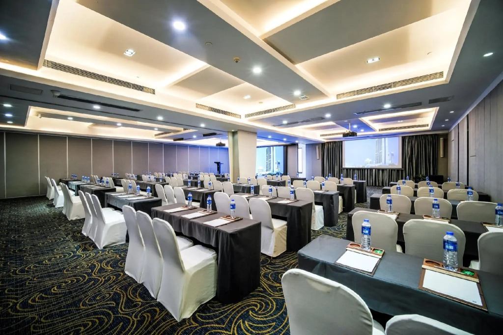 Grand Skylight Hotel Shenzhen Zhonghang Futian Huaqiang North Branch