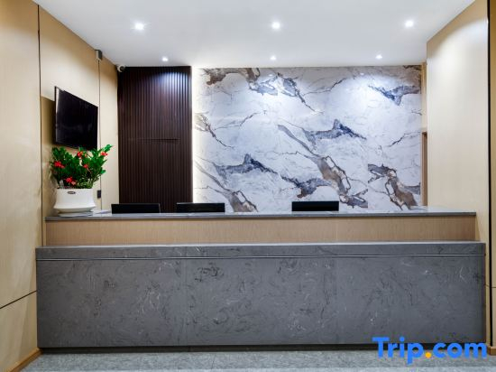 Home Inn Yubai Yun Hotel (Jiandemeicheng Ancient Town)