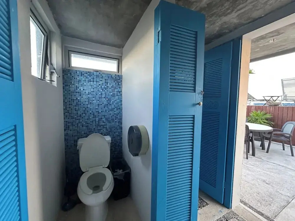 2BR Penthouse with Rooftop Pool