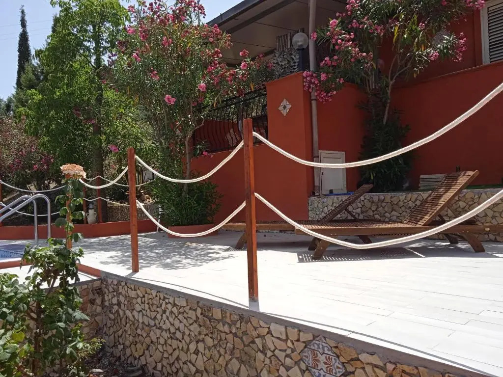 Villa Angela-holiday home with the pool in Sicilia per 16 guest