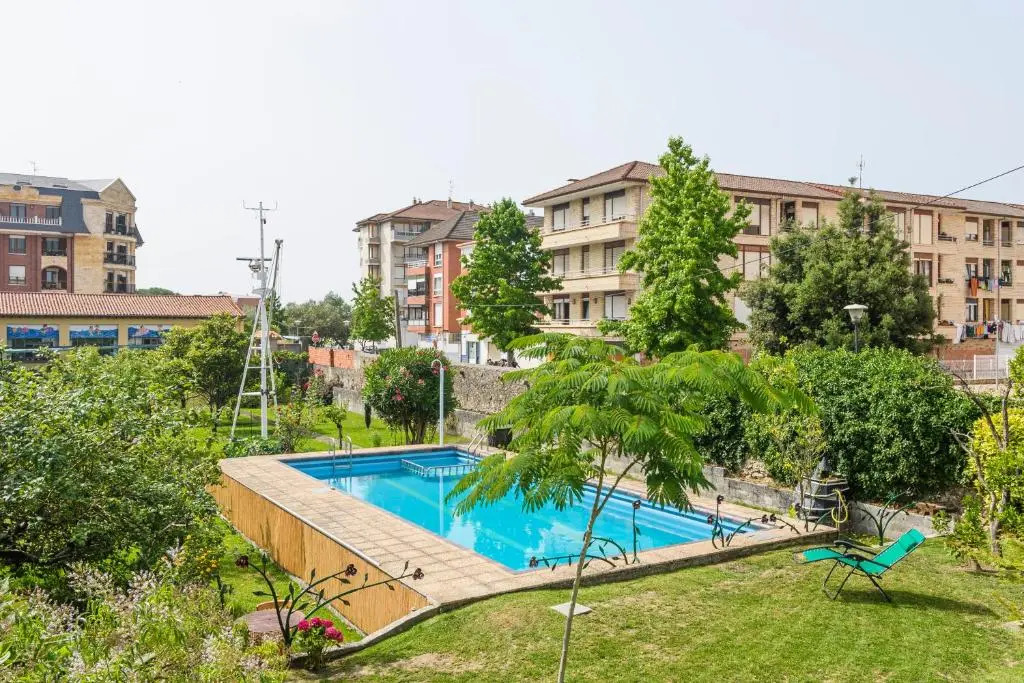 Villa Cecilia - Casa marinera con piscina y jardín