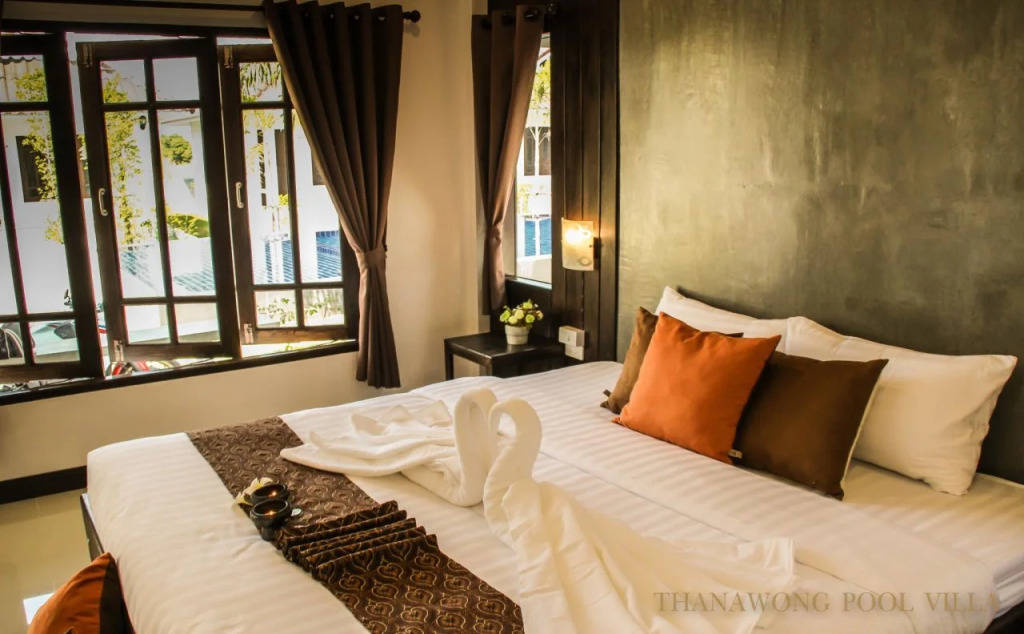 Thanawong Pool Villa