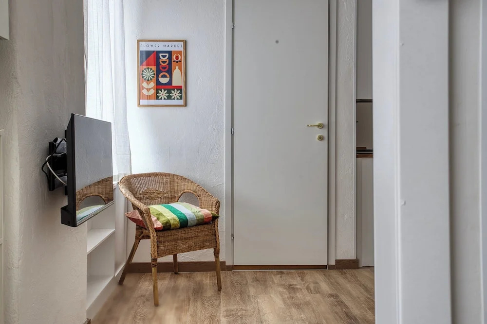 Fascinating Flat next to Corso
