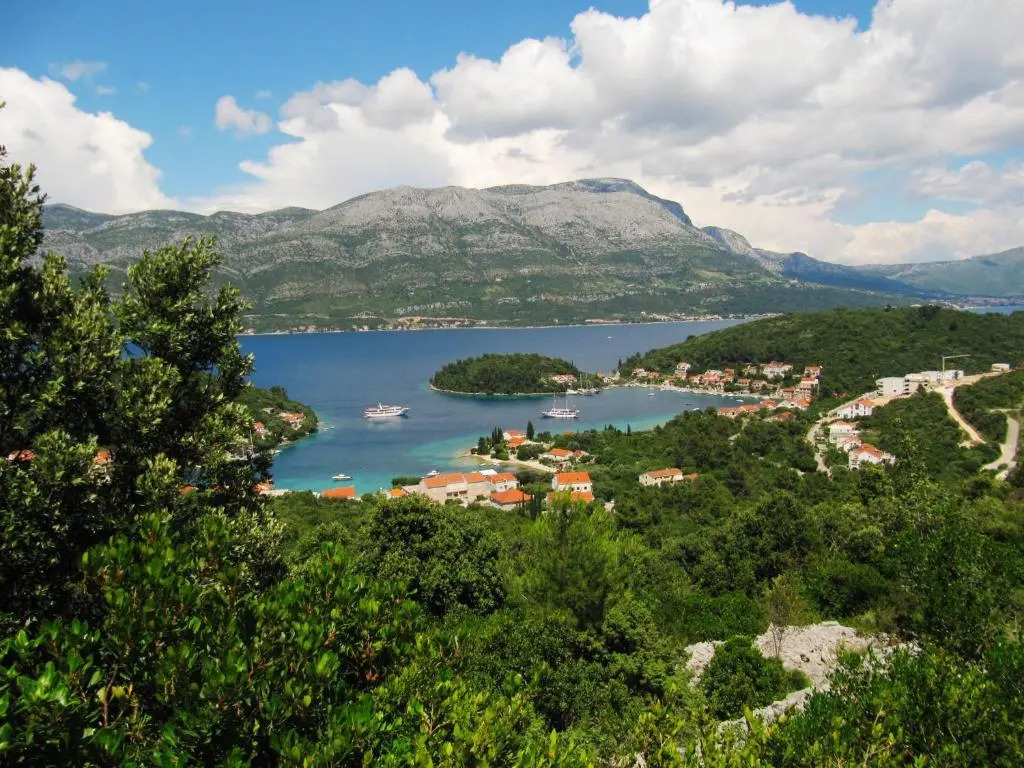 Apartmans and Rooms Dunjini Dvori