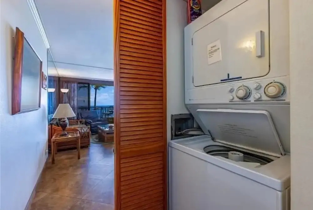 Sugar Beach Resort, #414^ 1 Bedroom Condo by RedAwning
