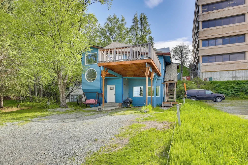 Modern Anchorage Getaway, Steps From Coastal Trail