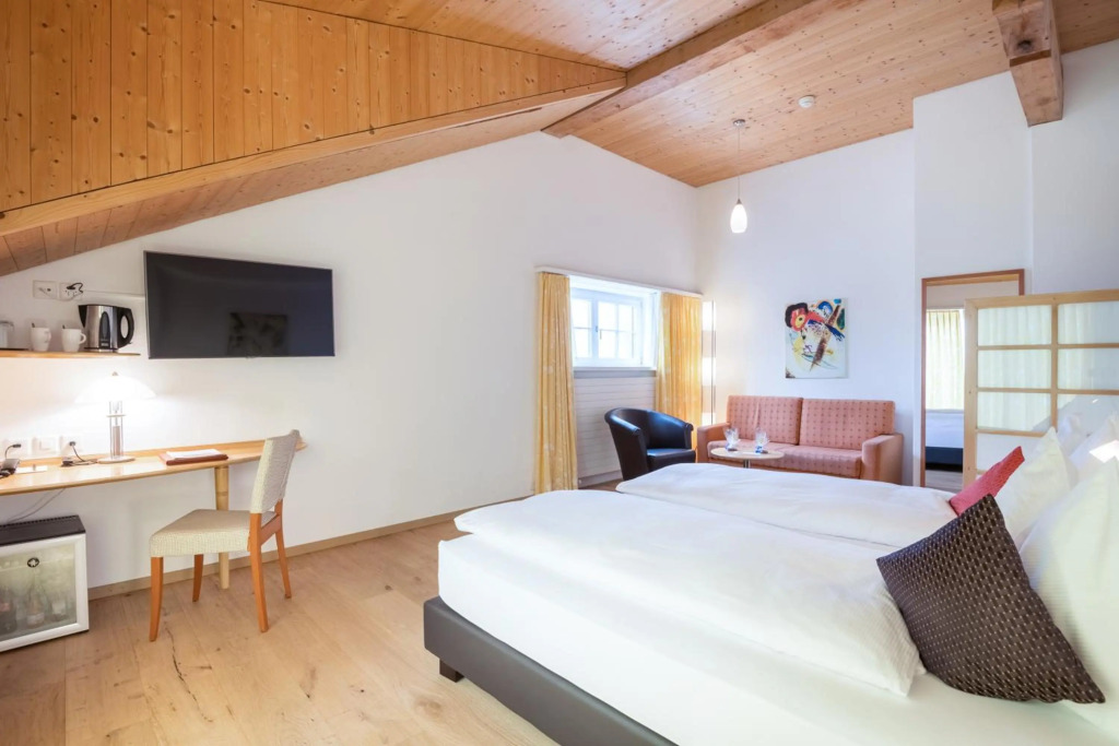 Schweizerhaus Swiss Quality Hotel