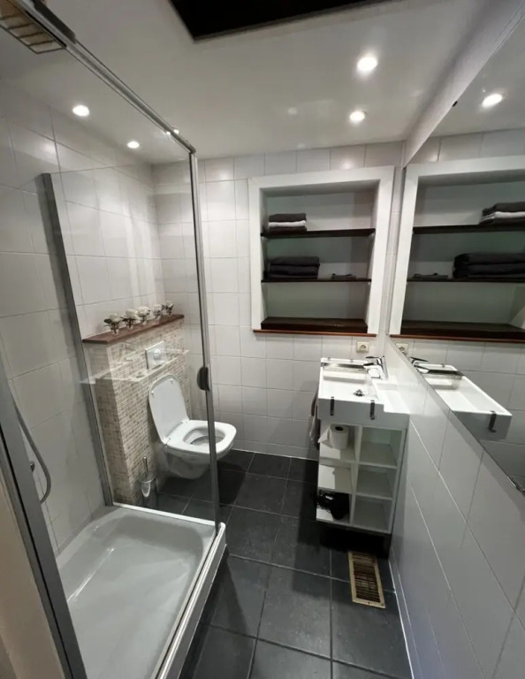 Panoramic villa with private sauna in Erezée