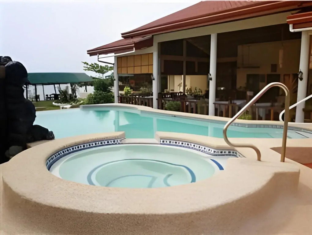 Bonita Oasis Beach Resort