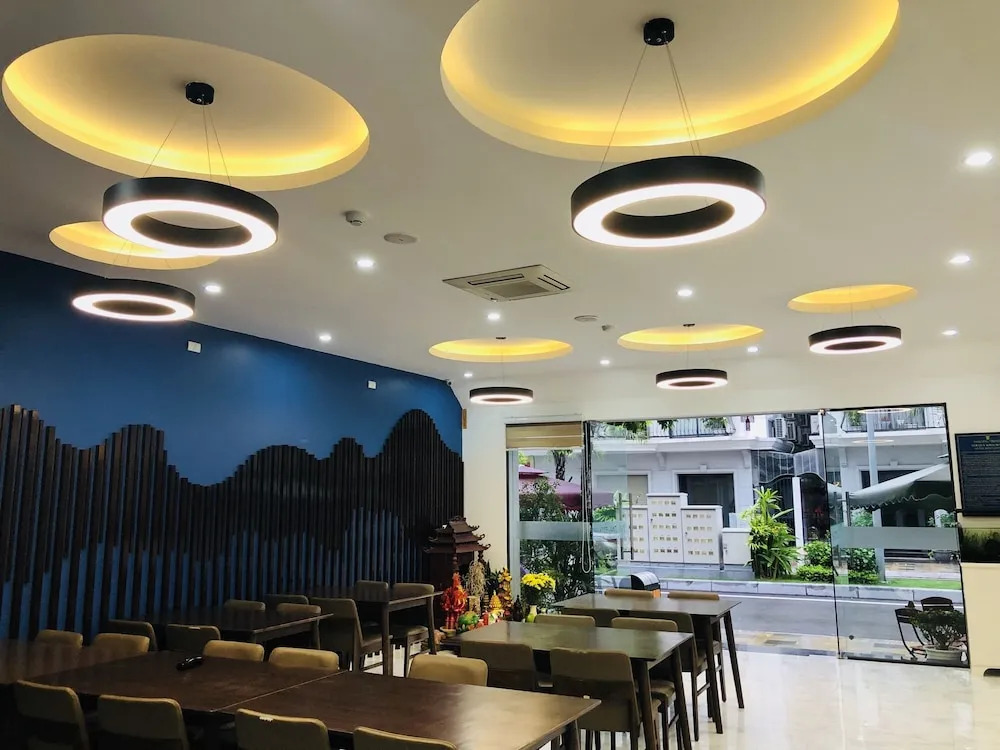 Ha Long Trendy Hotel
