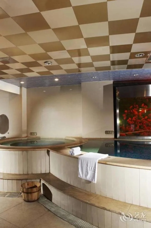 Jiang Su Hotel