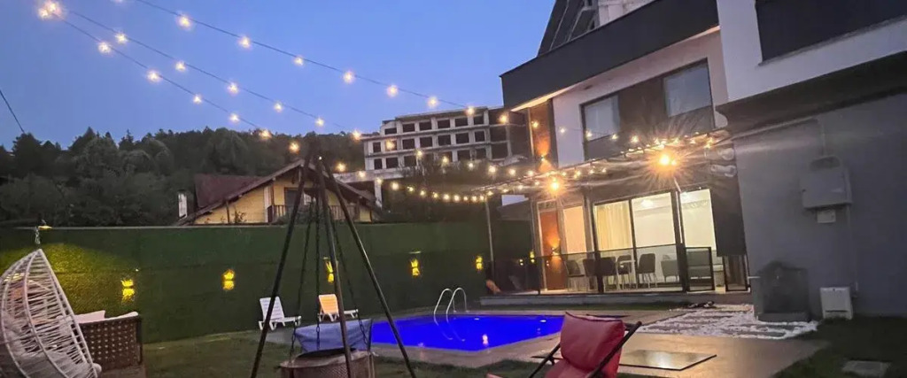 Hilltop House