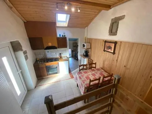 Maison Carmen - Restaurant , meublé de tourisme, appartements