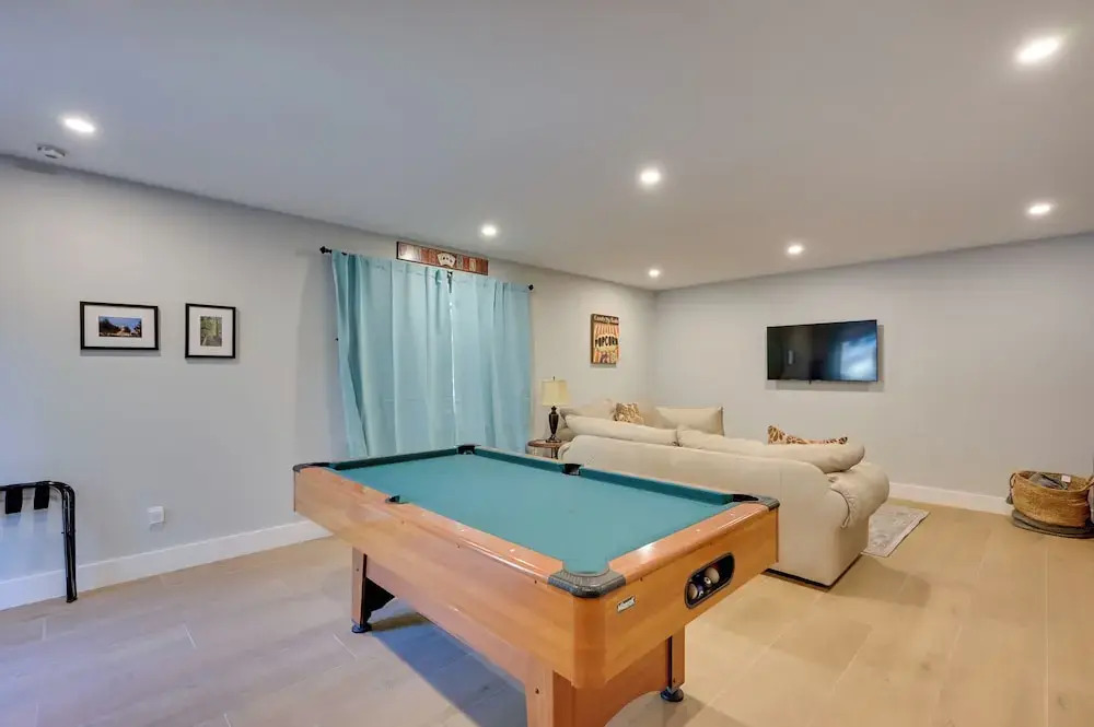 Pool Table, 4 Mi to Lake: Inverness Getaway