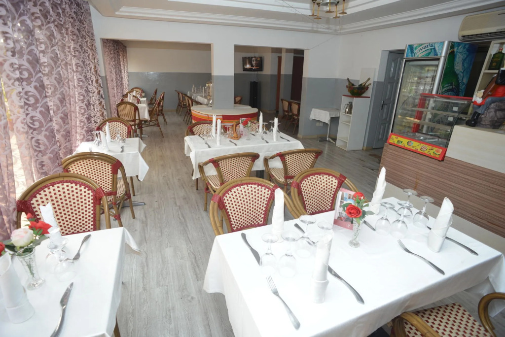 Jess Hotel