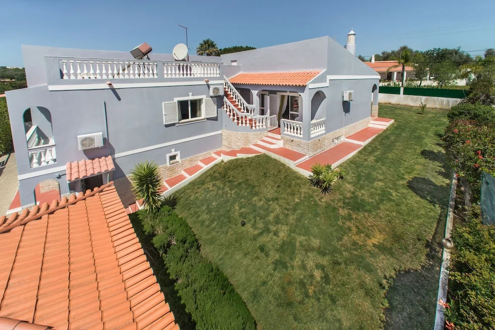 Villa Cadre - 5BR w Private Pool & Snooker Table