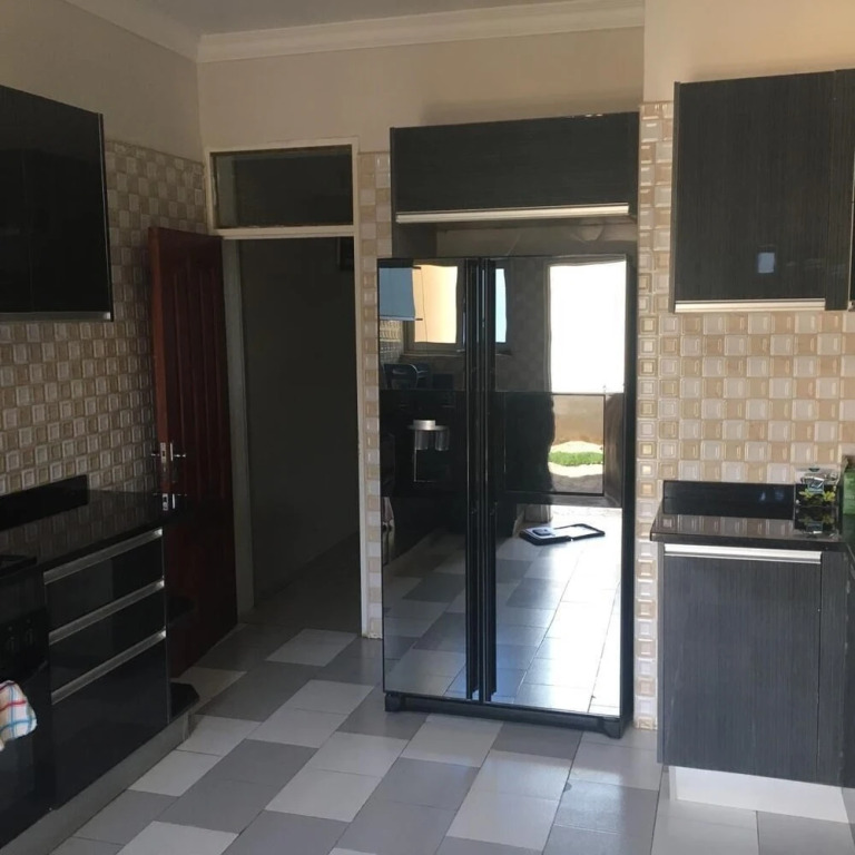 Royal Suites Apartments